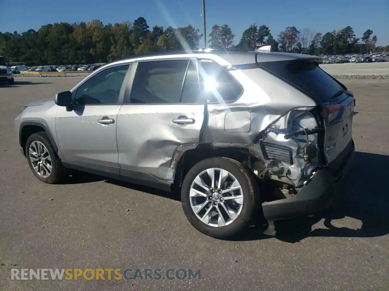 2 Photograph of a damaged car 2T3C1RFV3PC229751 TOYOTA RAV4 2023