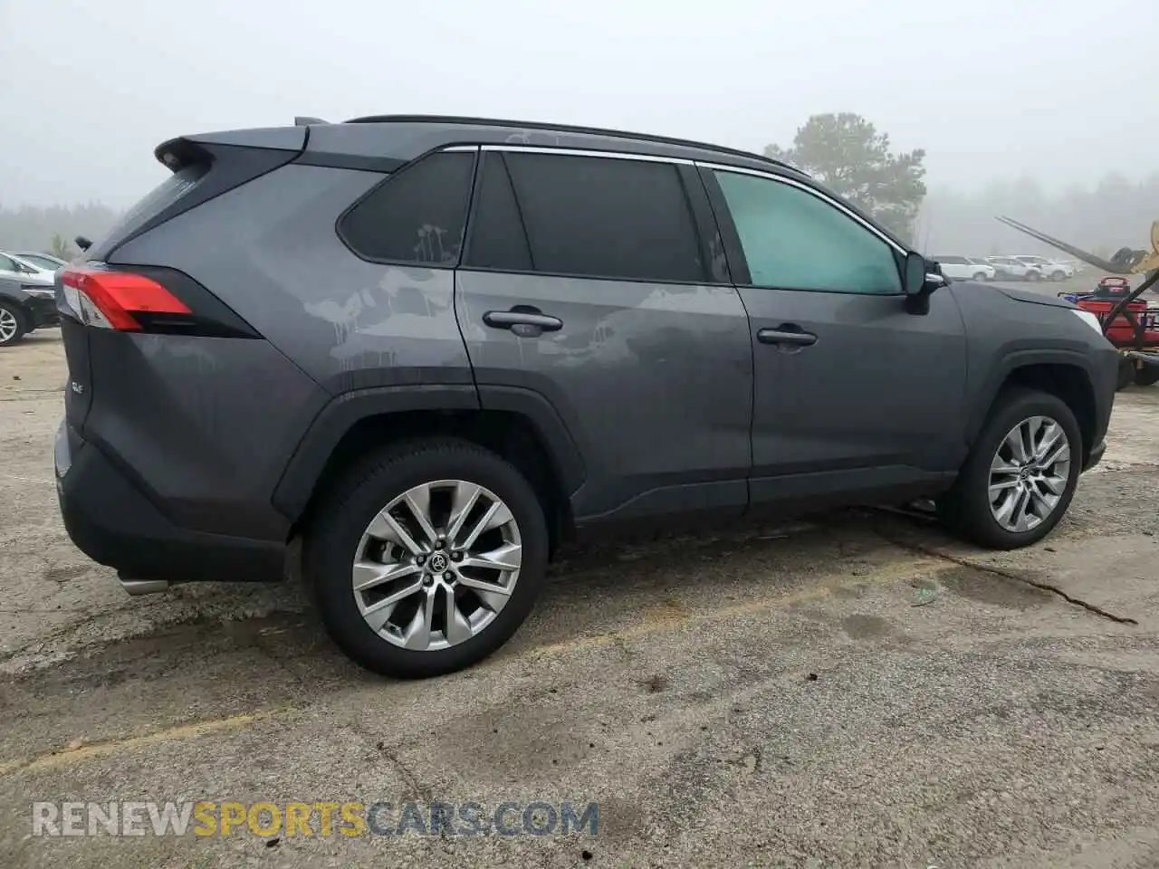 3 Photograph of a damaged car 2T3C1RFV5PW294163 TOYOTA RAV4 2023