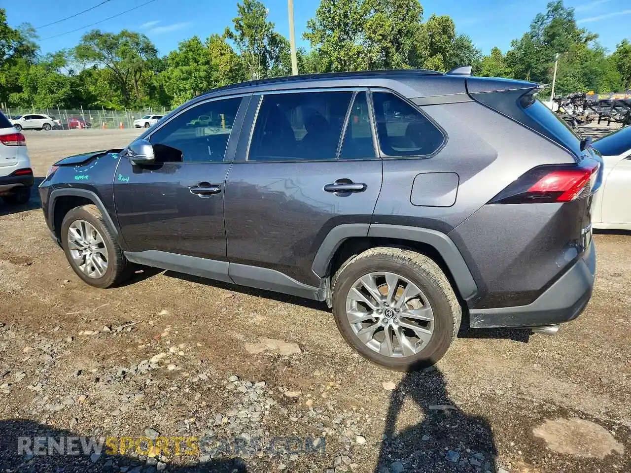 2 Фотография поврежденного автомобиля 2T3C1RFV6PC242459 TOYOTA RAV4 2023