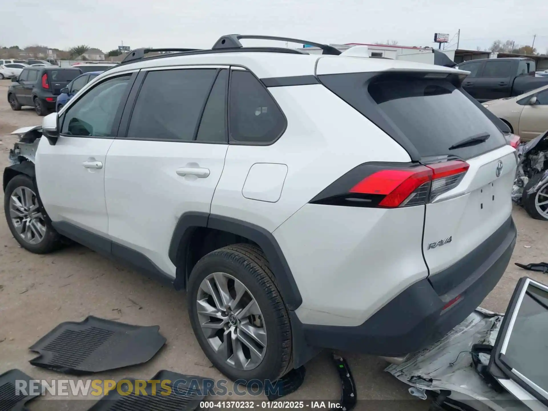 3 Photograph of a damaged car 2T3C1RFV6PW272821 TOYOTA RAV4 2023