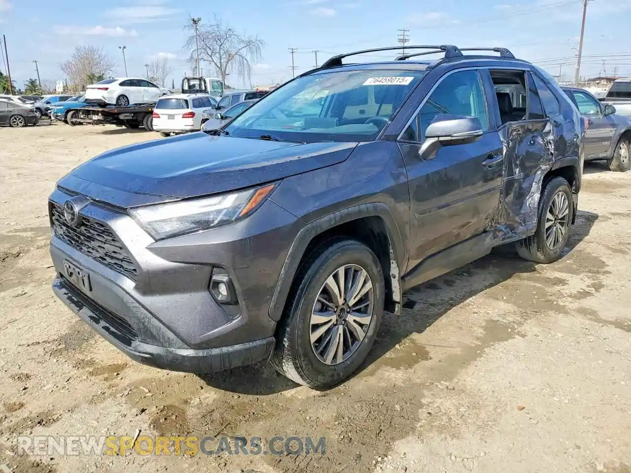 1 Photograph of a damaged car 2T3C1RFV7PC233320 TOYOTA RAV4 2023