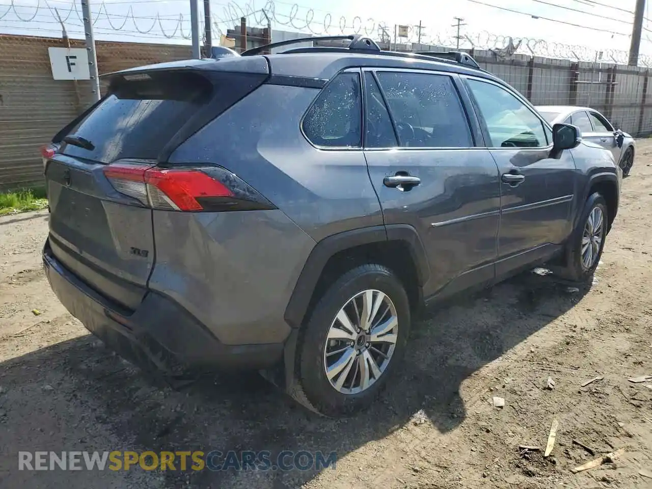 3 Photograph of a damaged car 2T3C1RFV7PC233320 TOYOTA RAV4 2023