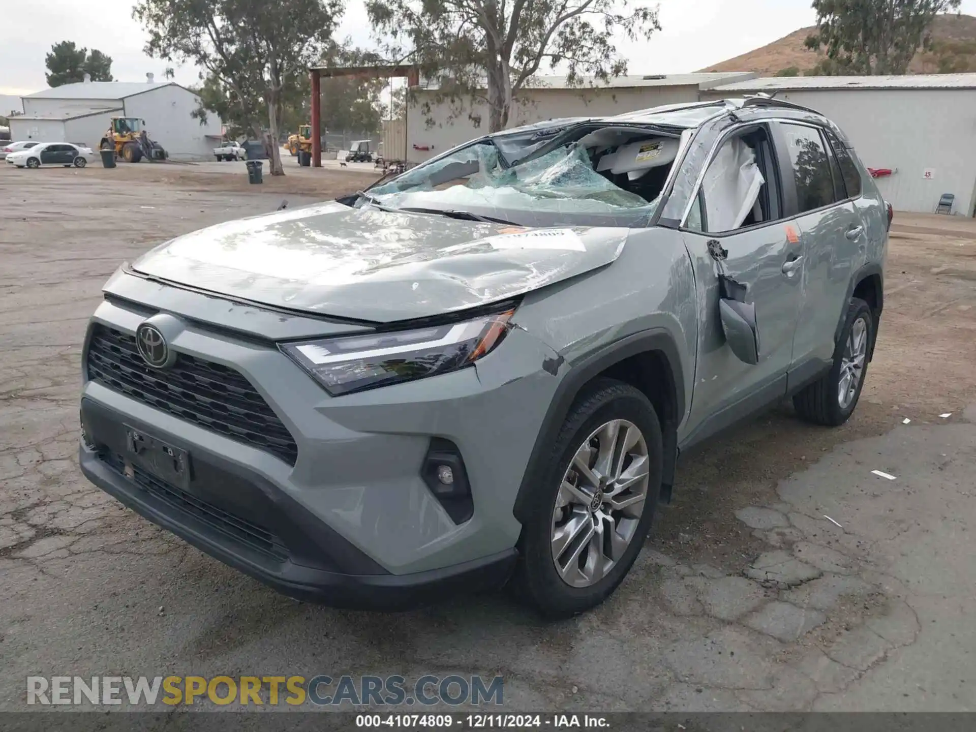 2 Photograph of a damaged car 2T3C1RFV7PW270866 TOYOTA RAV4 2023