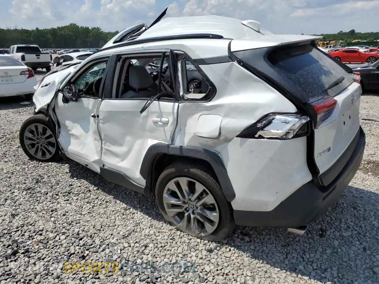 2 Photograph of a damaged car 2T3C1RFV8PW285733 TOYOTA RAV4 2023
