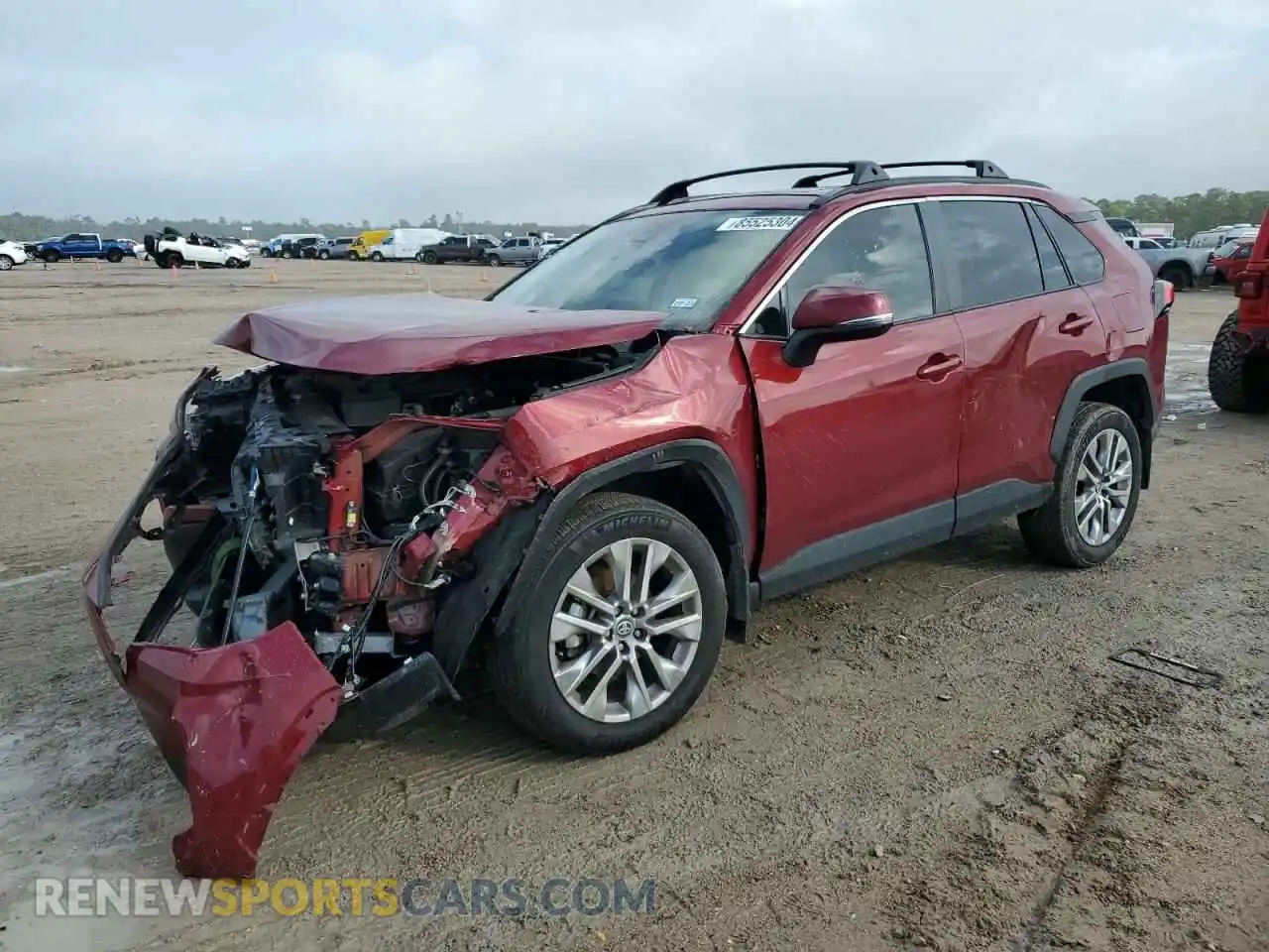 1 Photograph of a damaged car 2T3C1RFV8PW295775 TOYOTA RAV4 2023