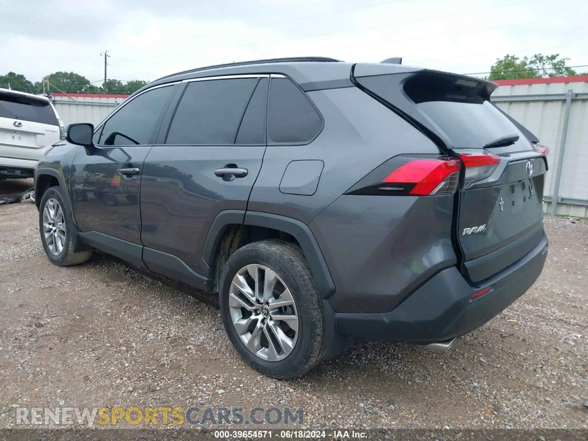 3 Photograph of a damaged car 2T3C1RFV9PC217278 TOYOTA RAV4 2023