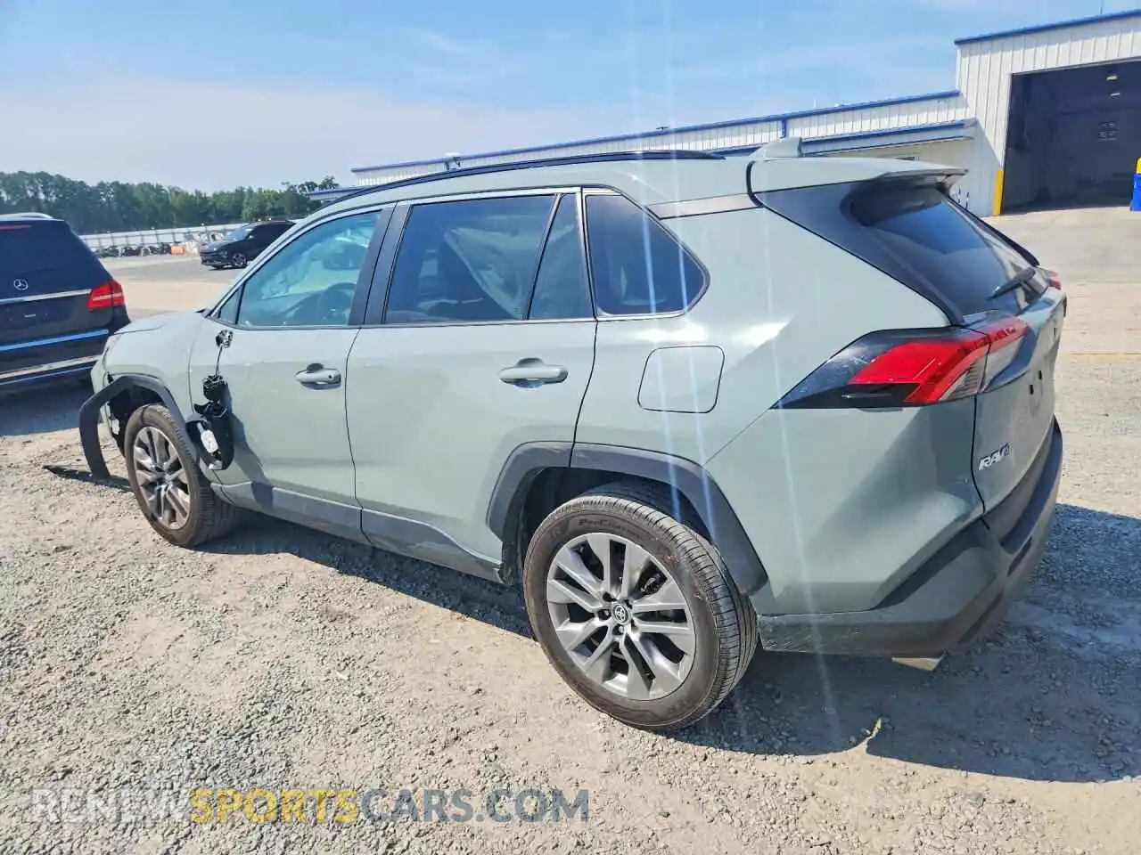 2 Photograph of a damaged car 2T3C1RFV9PW278418 TOYOTA RAV4 2023