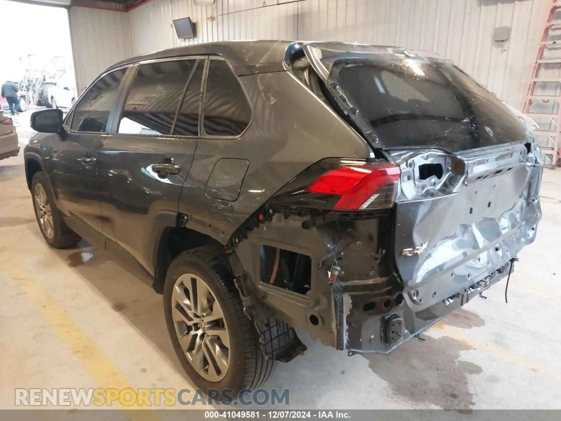 3 fotografías del automóvil dañado 2T3C1RFVXPC218942 TOYOTA RAV4 2023