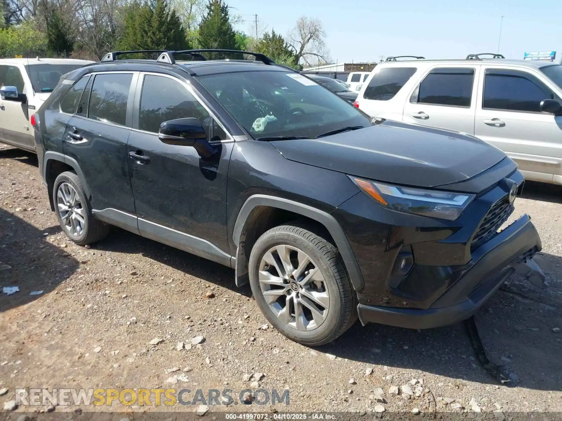 1 Photograph of a damaged car 2T3C1RFVXPC247647 TOYOTA RAV4 2023