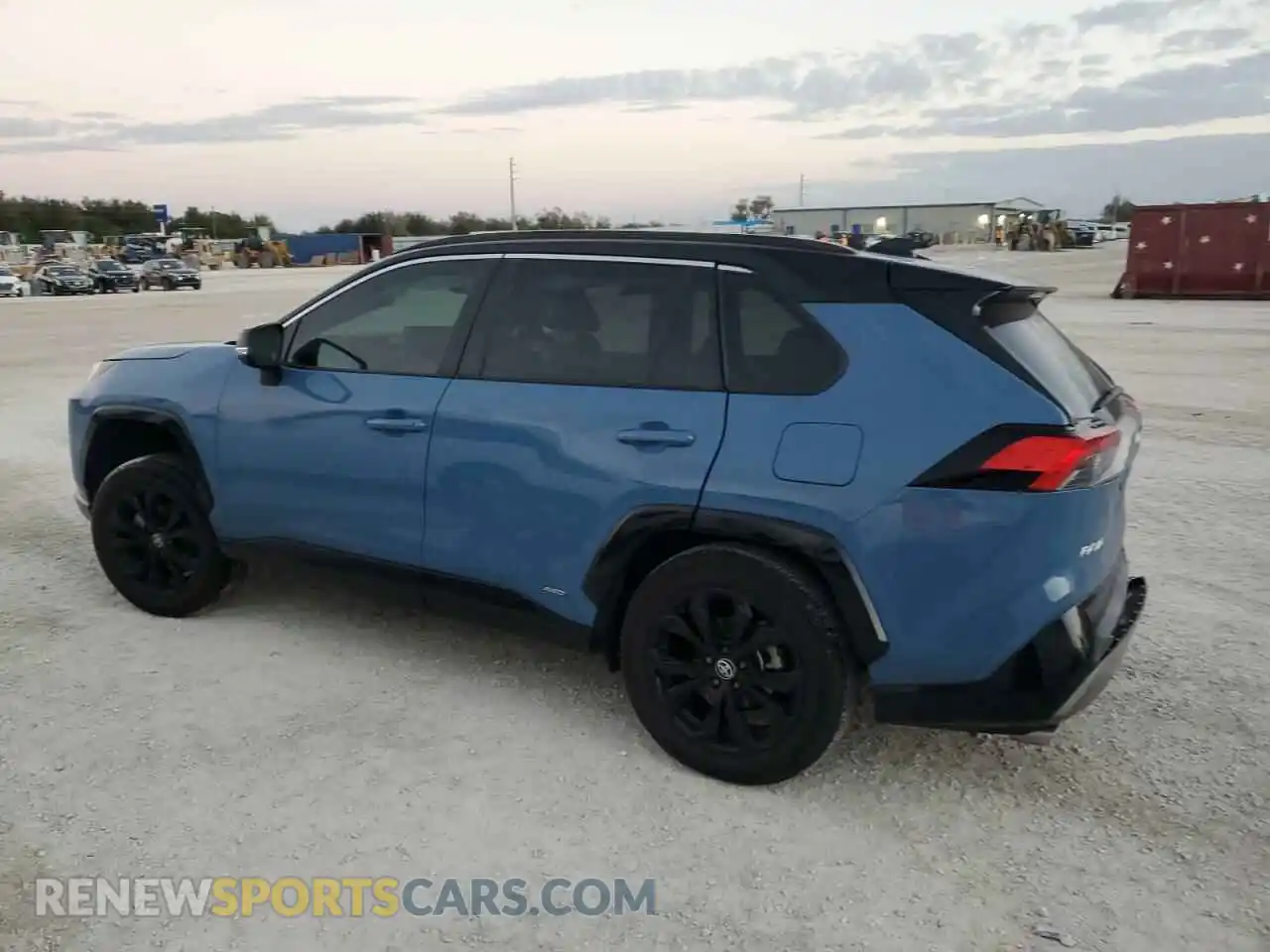 2 Фотография поврежденного автомобиля 2T3E6RFV2PW042140 TOYOTA RAV4 2023