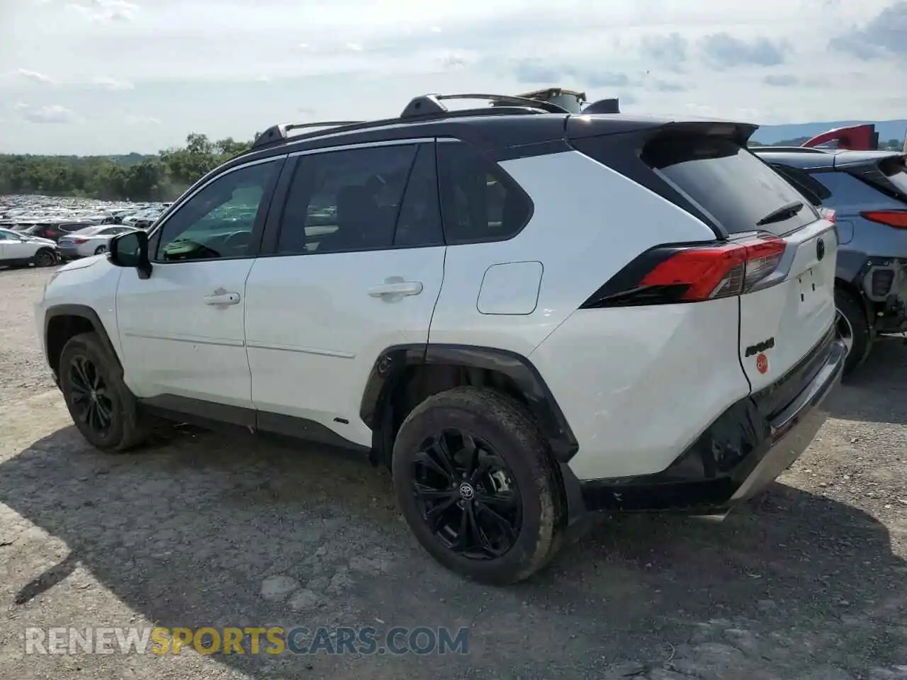 2 Photograph of a damaged car 2T3E6RFVXPW040152 TOYOTA RAV4 2023