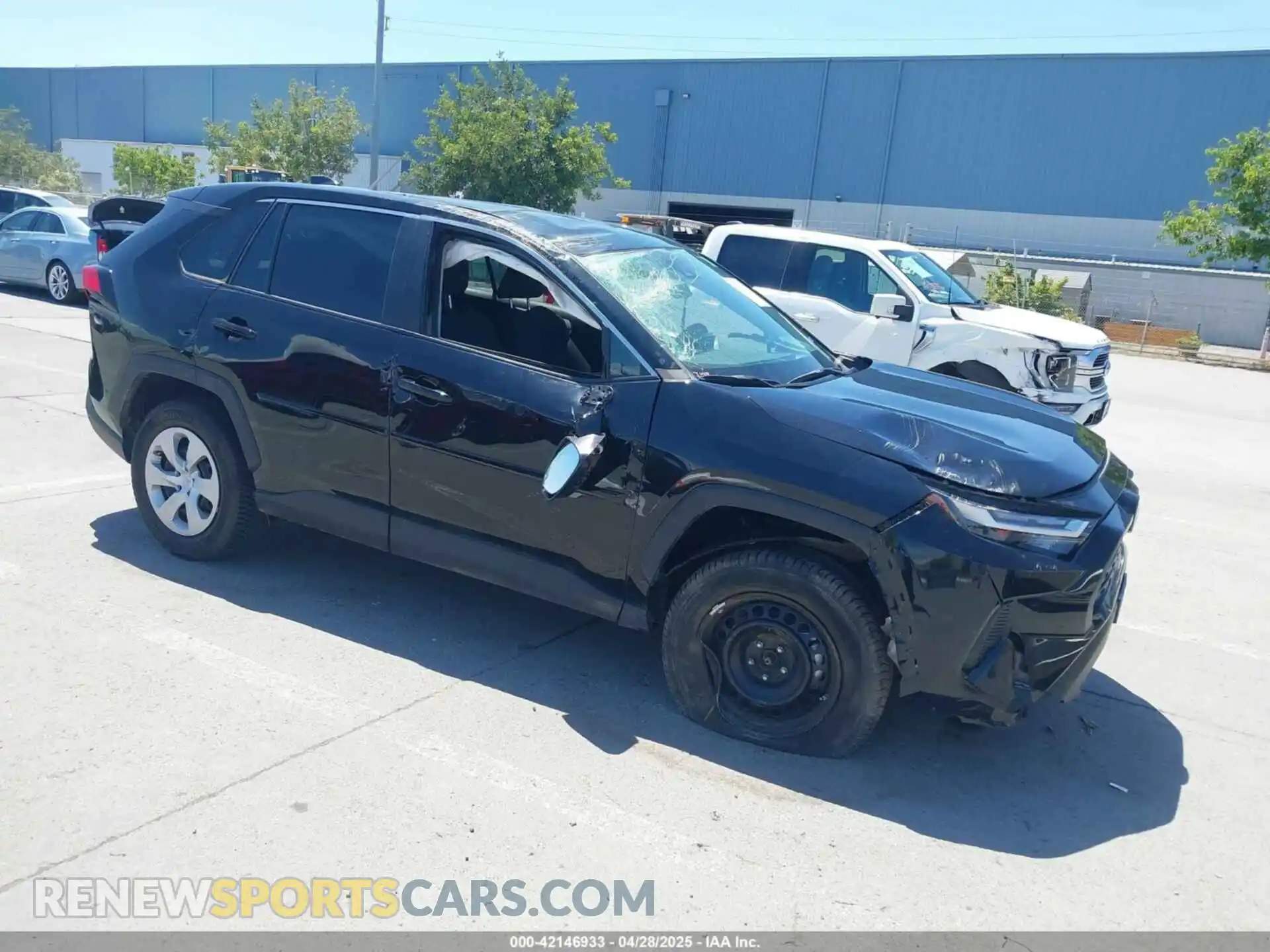 1 Photograph of a damaged car 2T3F1RFV1PC370198 TOYOTA RAV4 2023
