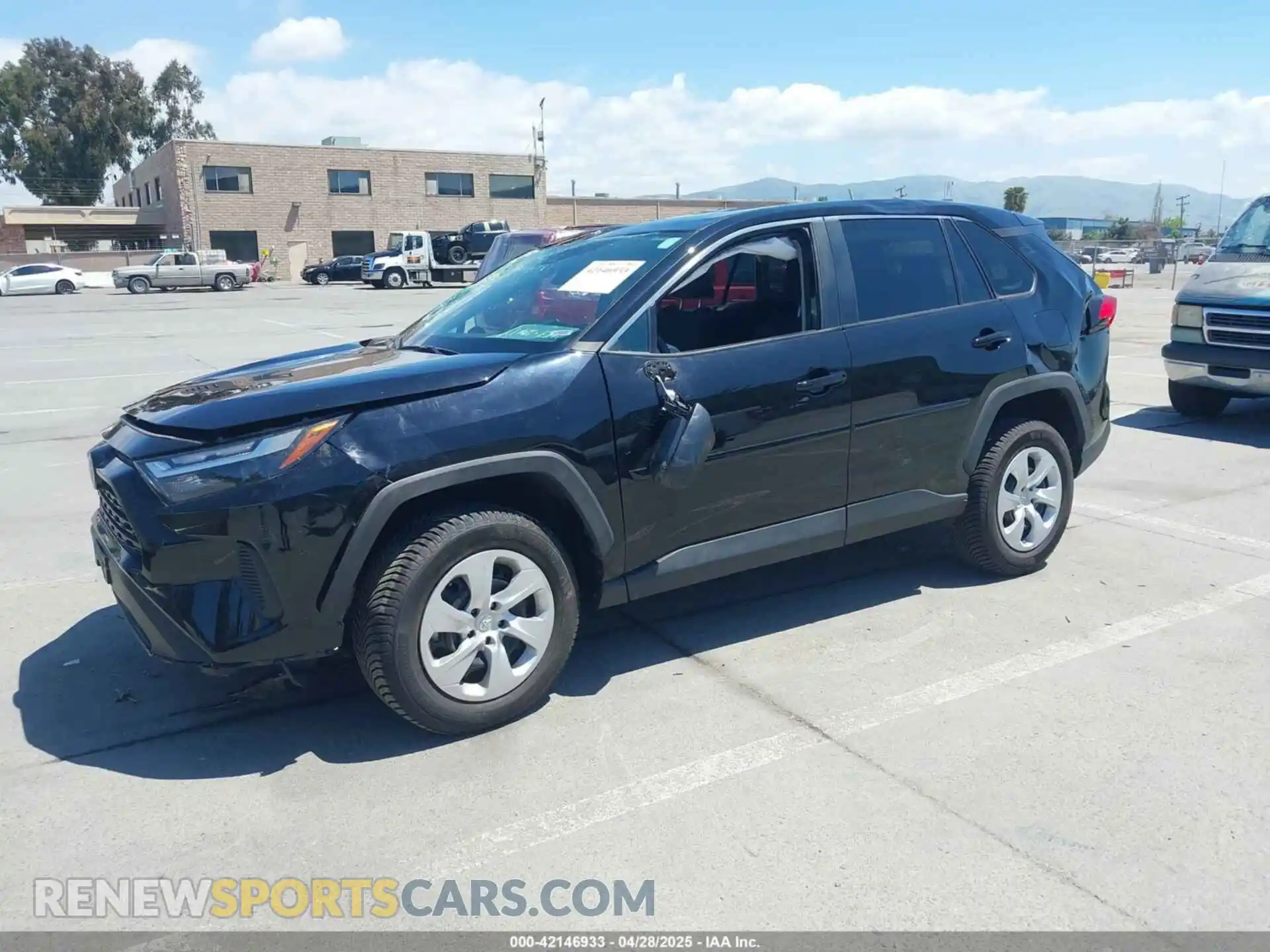 2 Photograph of a damaged car 2T3F1RFV1PC370198 TOYOTA RAV4 2023