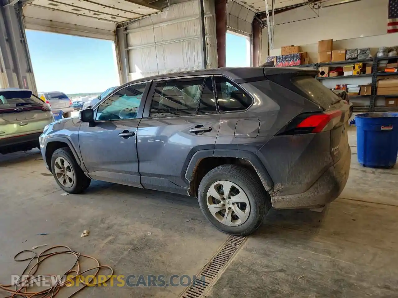 2 Фотография поврежденного автомобиля 2T3F1RFV2PC328414 TOYOTA RAV4 2023