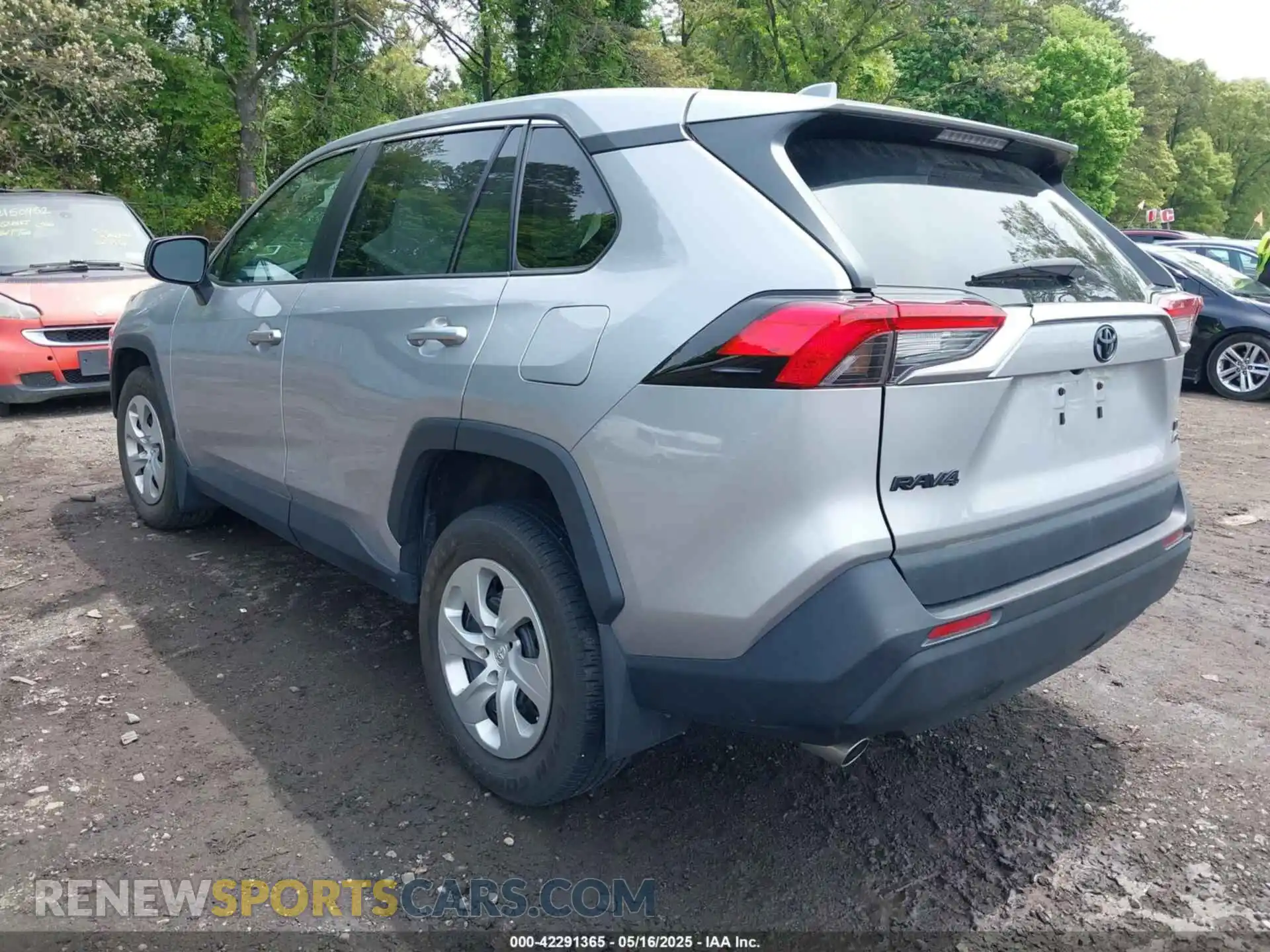 3 Photograph of a damaged car 2T3F1RFV4PC349085 TOYOTA RAV4 2023