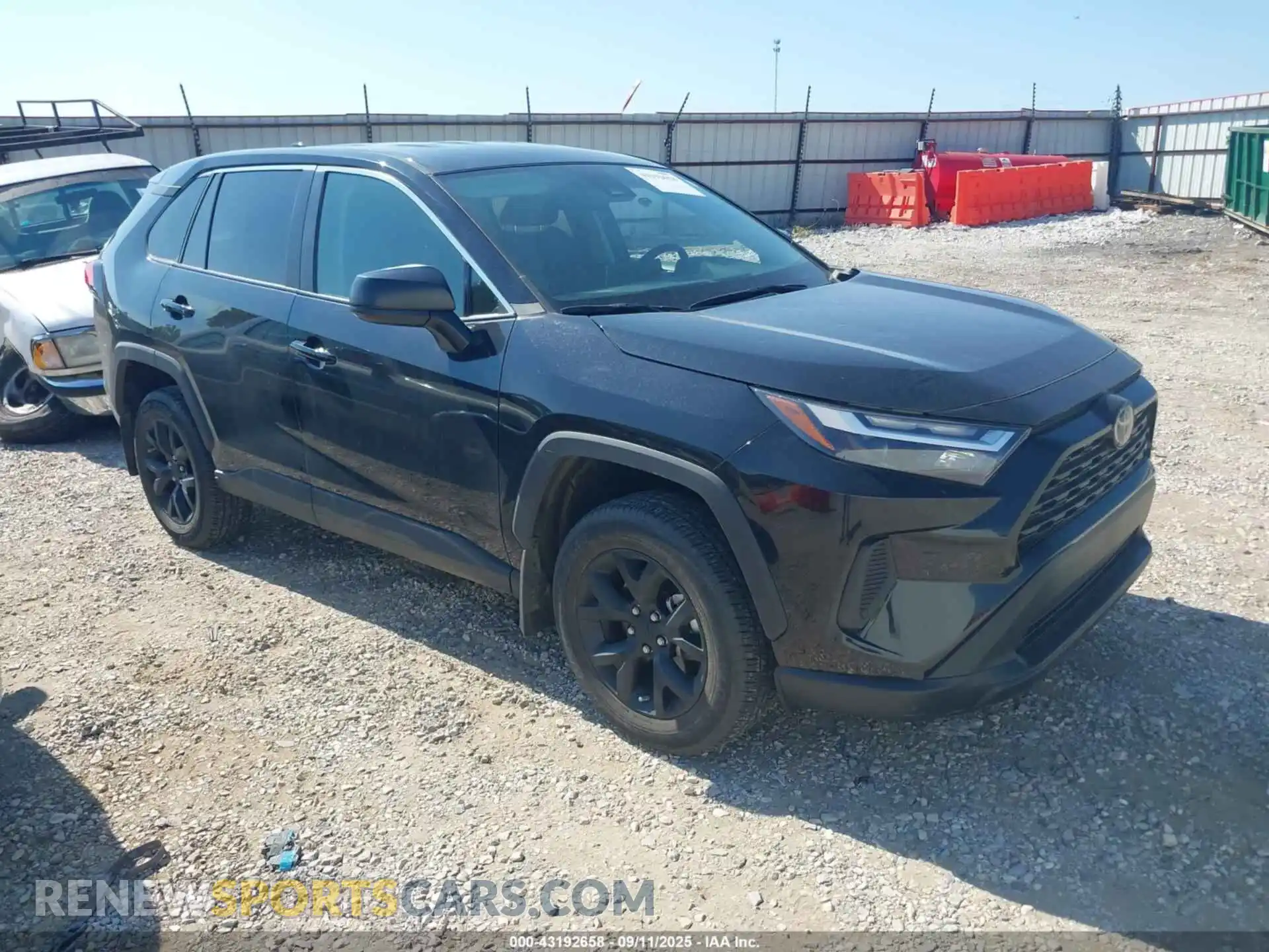 1 Photograph of a damaged car 2T3F1RFV4PC378411 TOYOTA RAV4 2023