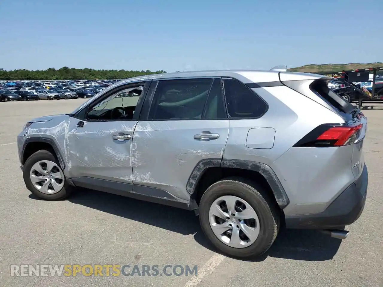 2 Photograph of a damaged car 2T3F1RFV4PW344337 TOYOTA RAV4 2023