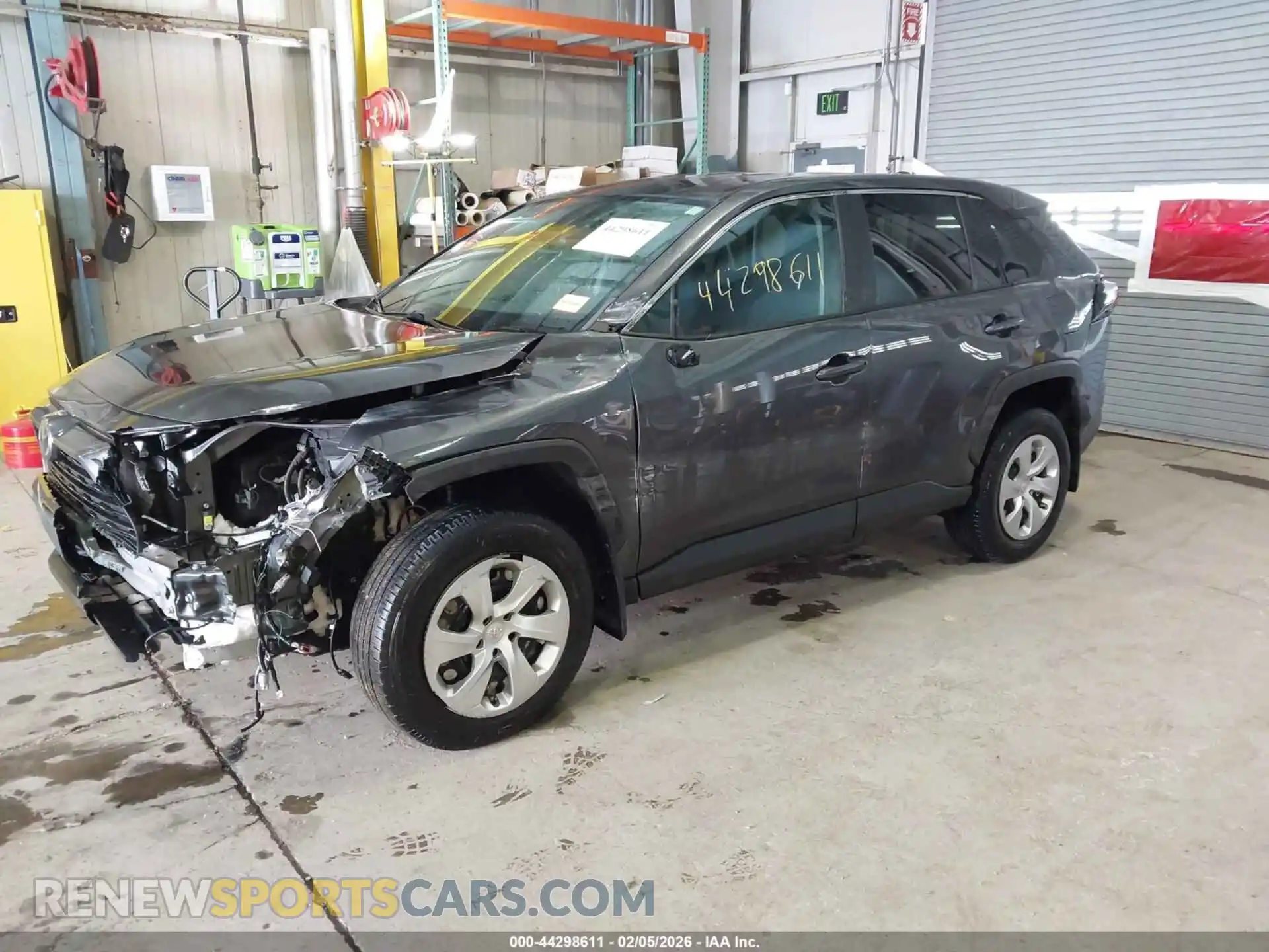 2 Photograph of a damaged car 2T3F1RFV8PC350949 TOYOTA RAV4 2023