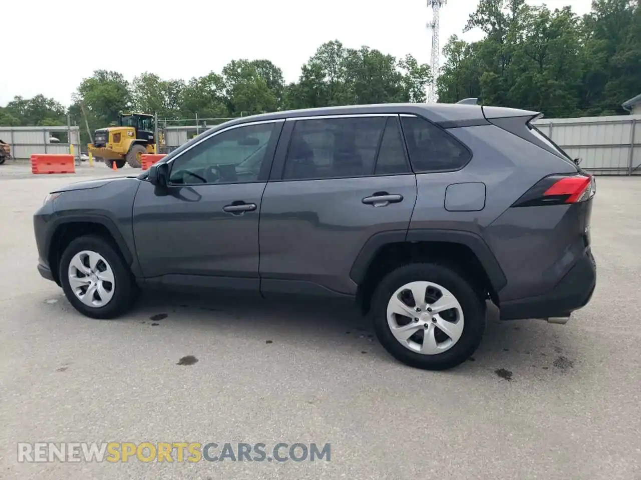 2 Photograph of a damaged car 2T3F1RFV9PC342858 TOYOTA RAV4 2023