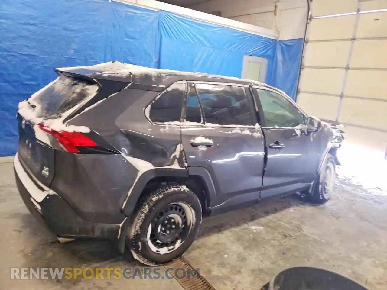 3 Photograph of a damaged car 2T3F1RFV9PW408324 TOYOTA RAV4 2023