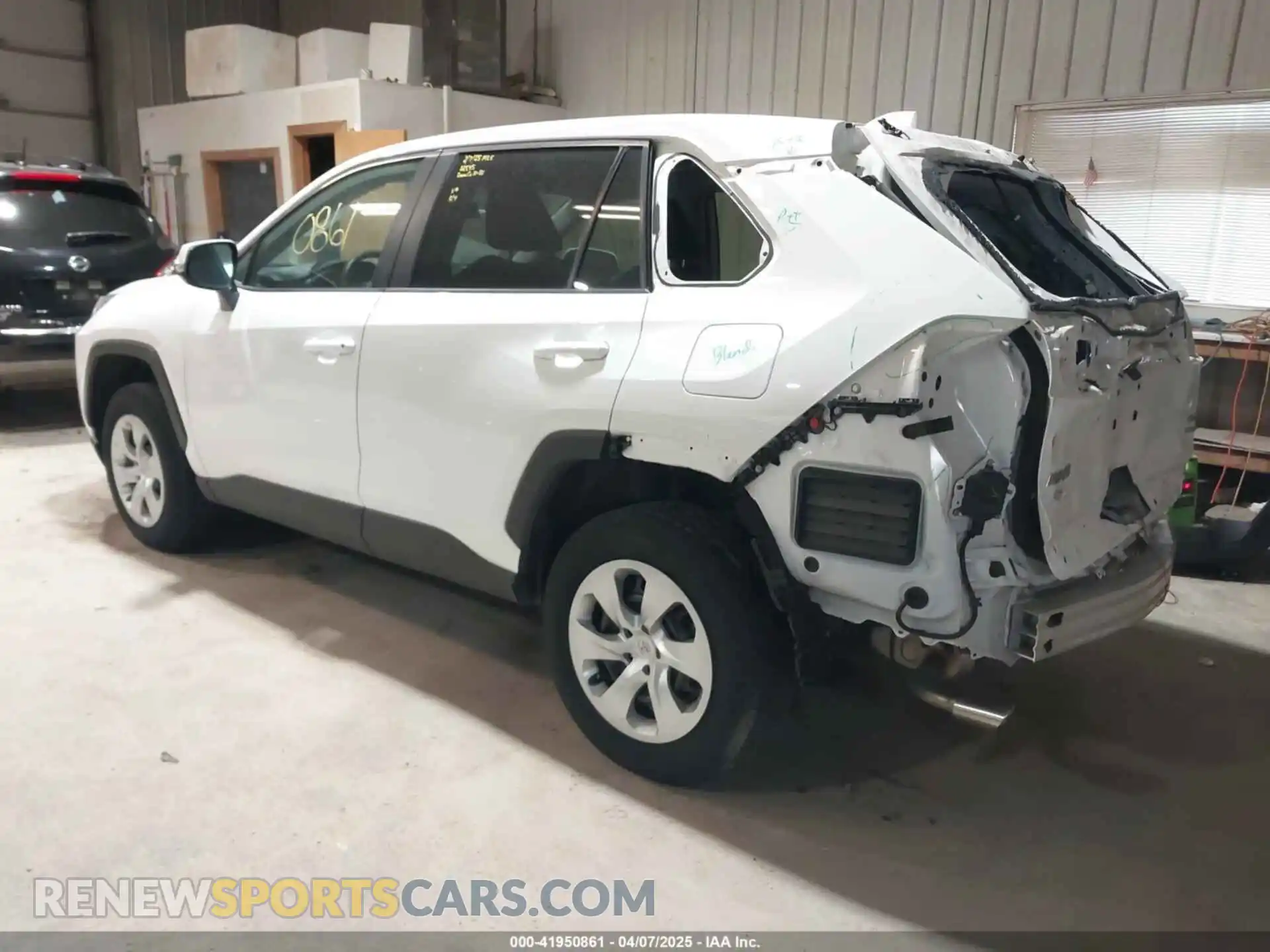 3 Photograph of a damaged car 2T3G1RFV7PC341261 TOYOTA RAV4 2023