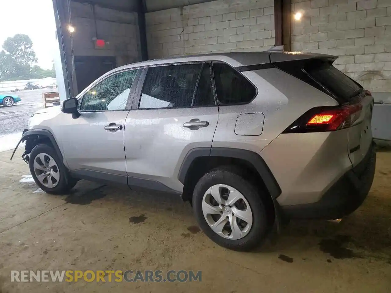 2 Photograph of a damaged car 2T3G1RFV8PC385043 TOYOTA RAV4 2023