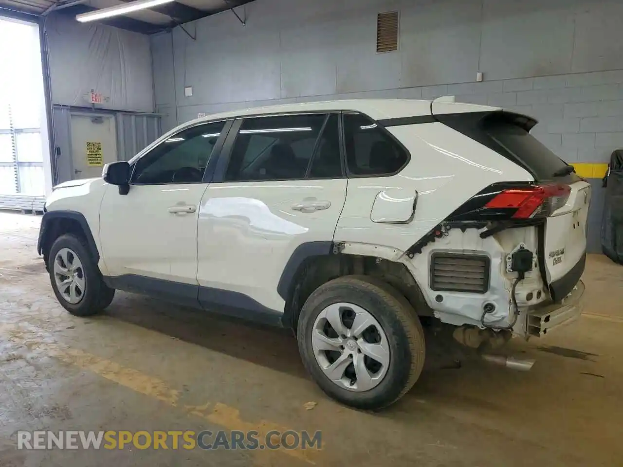 2 Photograph of a damaged car 2T3G1RFV9PC349815 TOYOTA RAV4 2023