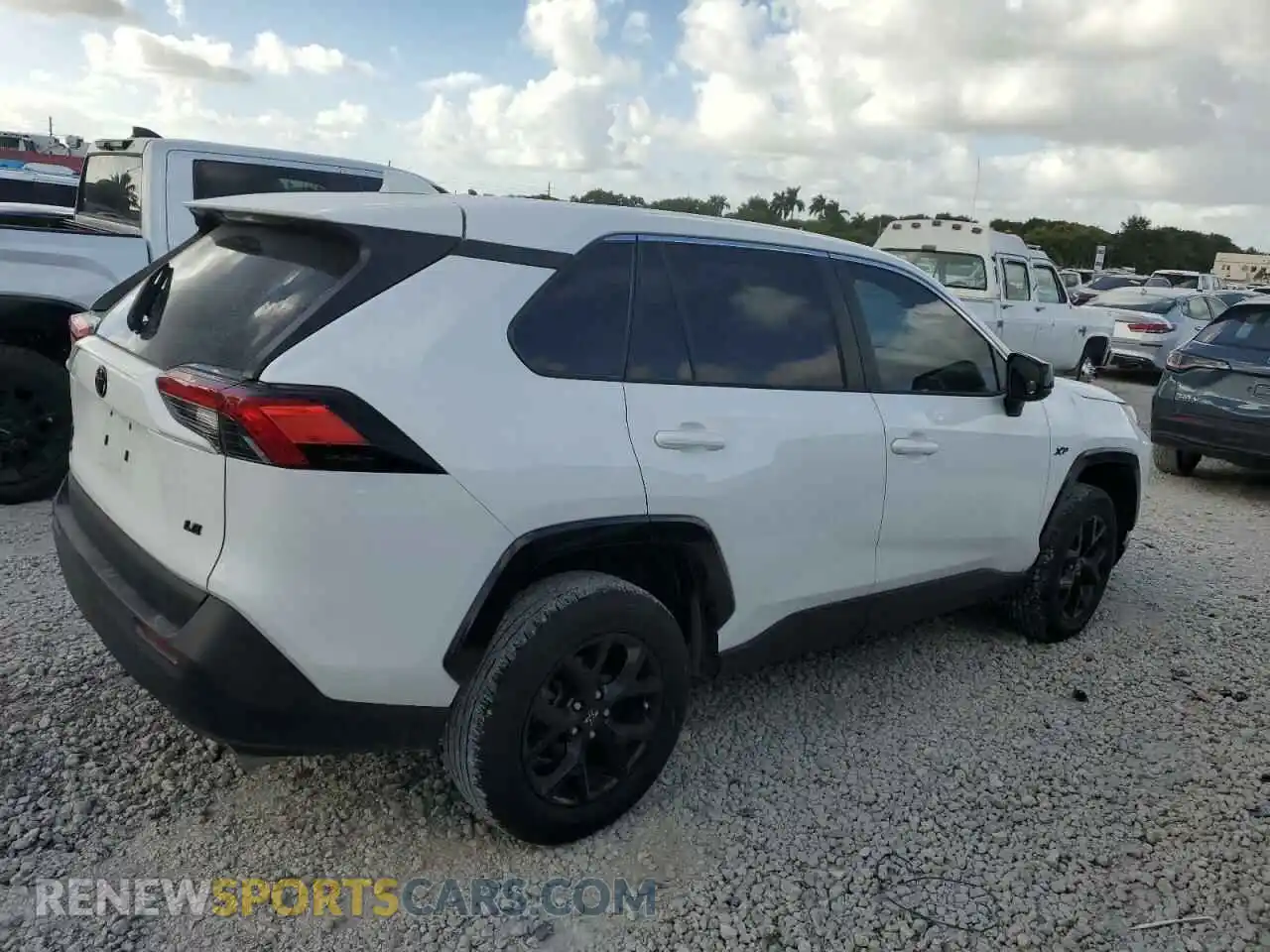 3 Photograph of a damaged car 2T3H1RFV1PC234050 TOYOTA RAV4 2023