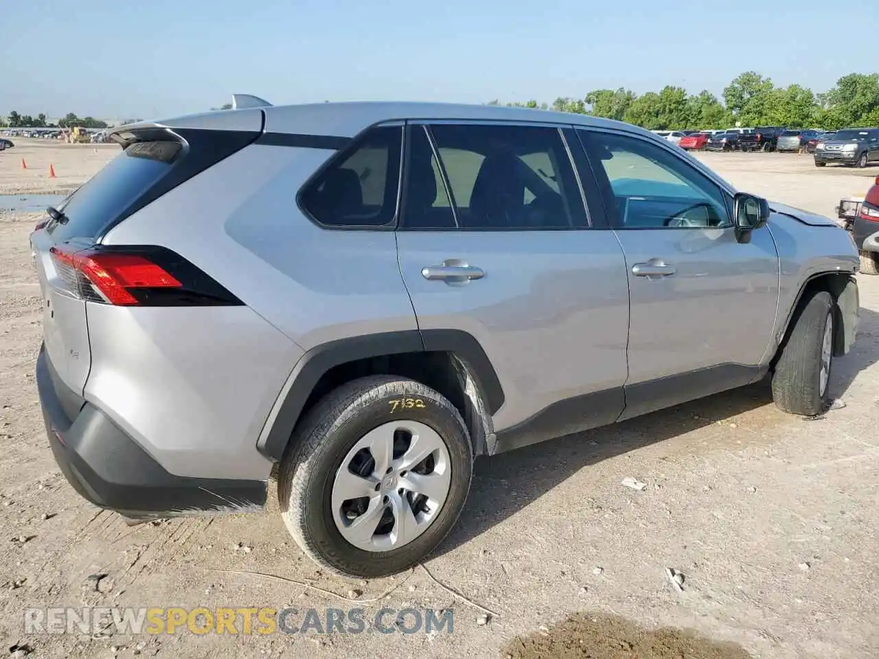3 Photograph of a damaged car 2T3H1RFV2PC236339 TOYOTA RAV4 2023