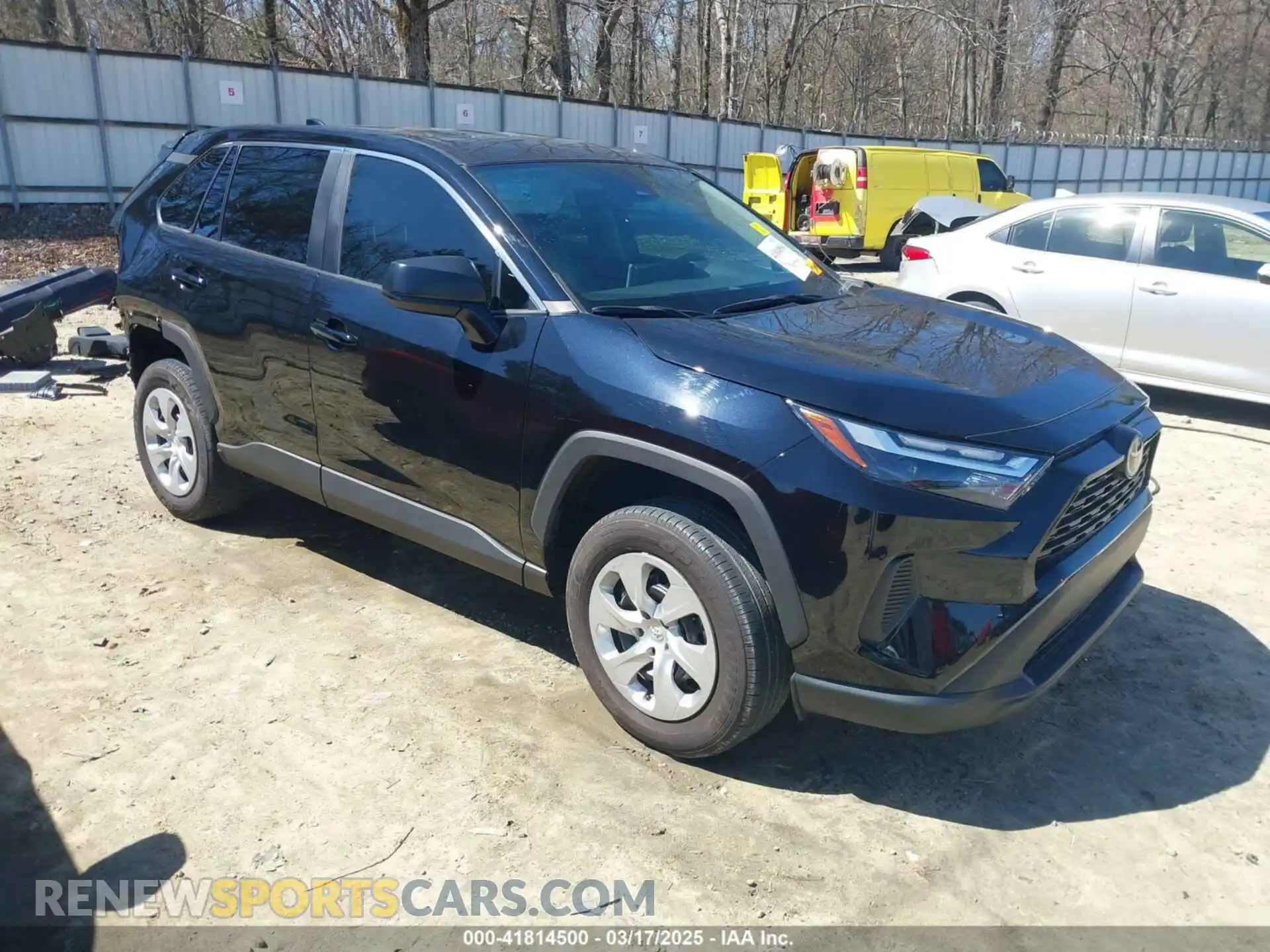 1 Photograph of a damaged car 2T3H1RFV2PC239290 TOYOTA RAV4 2023