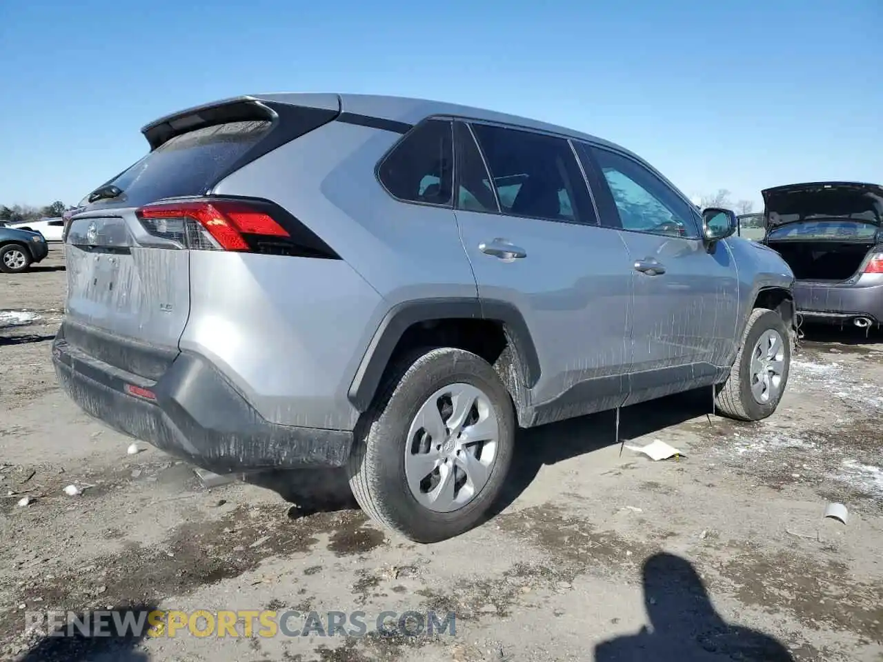 3 Photograph of a damaged car 2T3H1RFV3PC227939 TOYOTA RAV4 2023