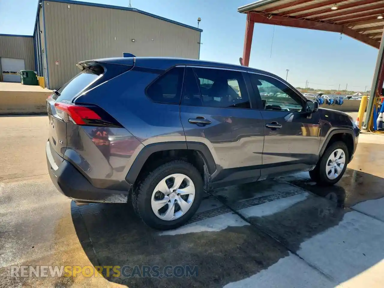 3 Photograph of a damaged car 2T3H1RFV3PC231327 TOYOTA RAV4 2023
