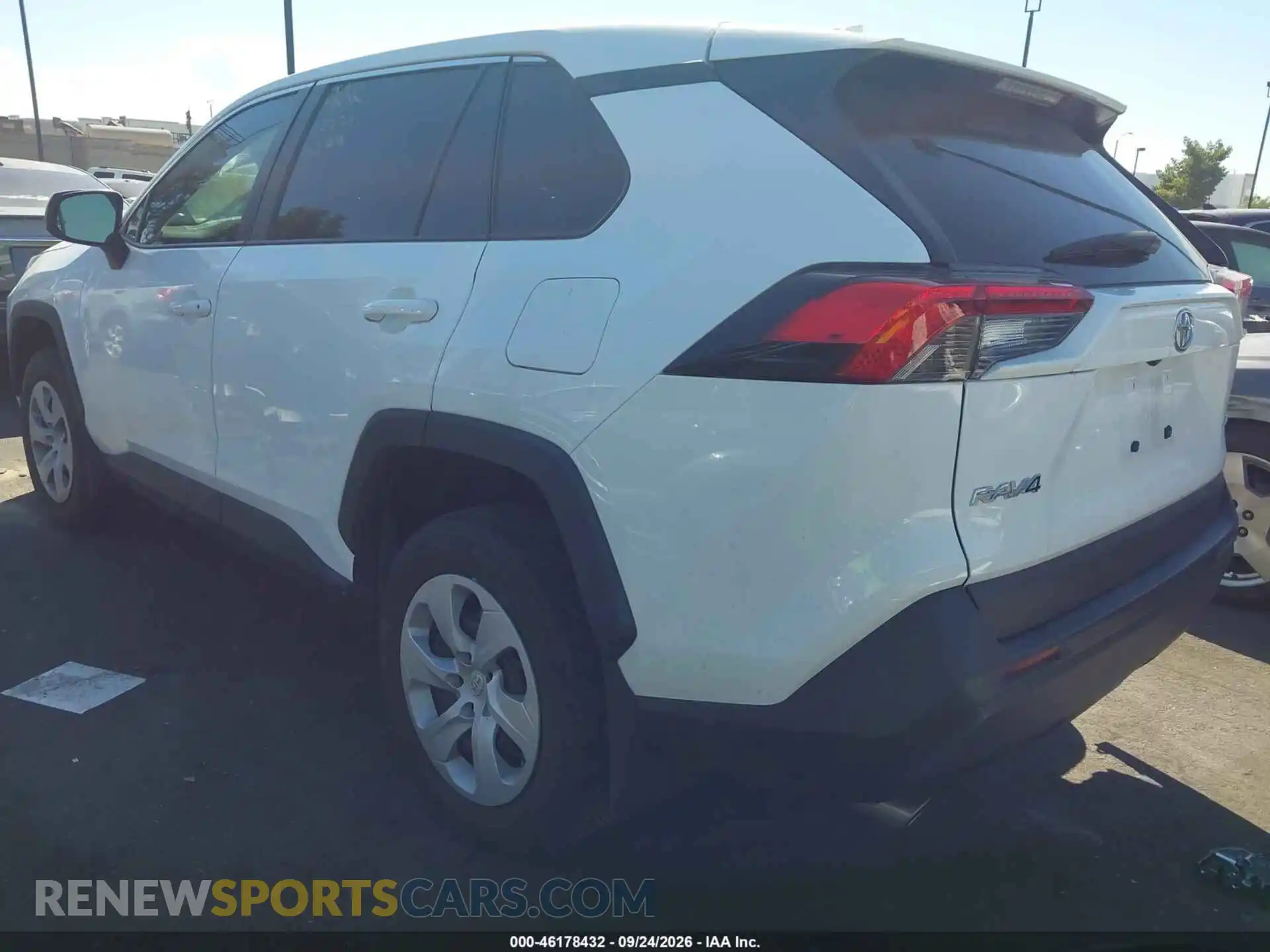 3 Photograph of a damaged car 2T3H1RFV3PC246975 TOYOTA RAV4 2023