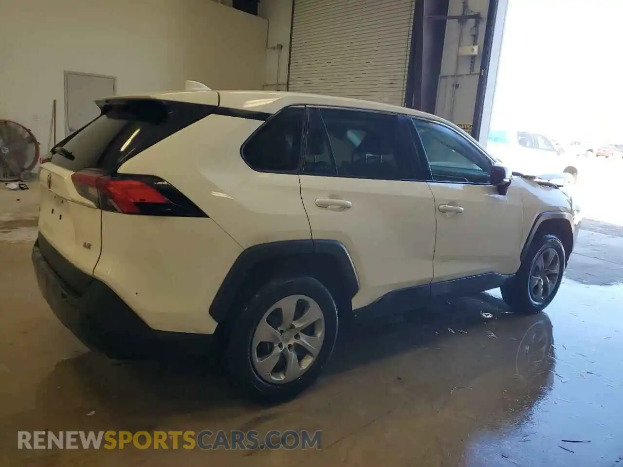 3 Photograph of a damaged car 2T3H1RFV4PC241171 TOYOTA RAV4 2023