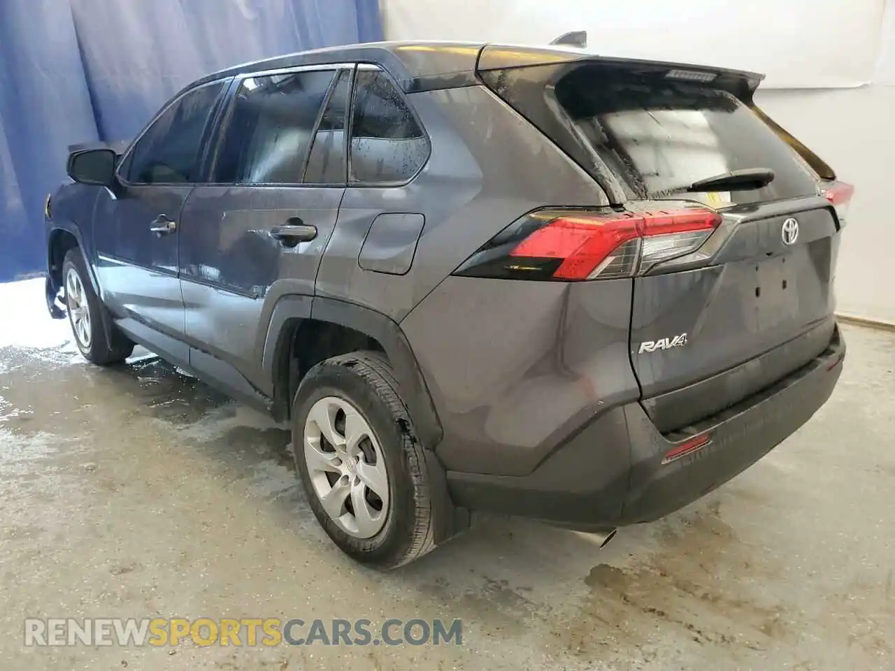 2 Photograph of a damaged car 2T3H1RFV5PC219244 TOYOTA RAV4 2023
