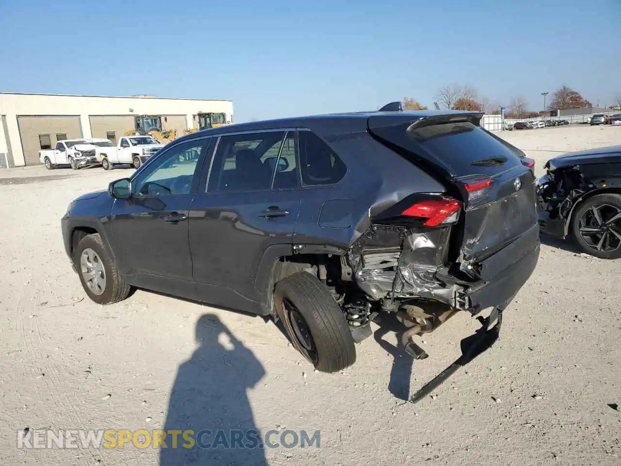 2 Photograph of a damaged car 2T3H1RFV5PC232219 TOYOTA RAV4 2023