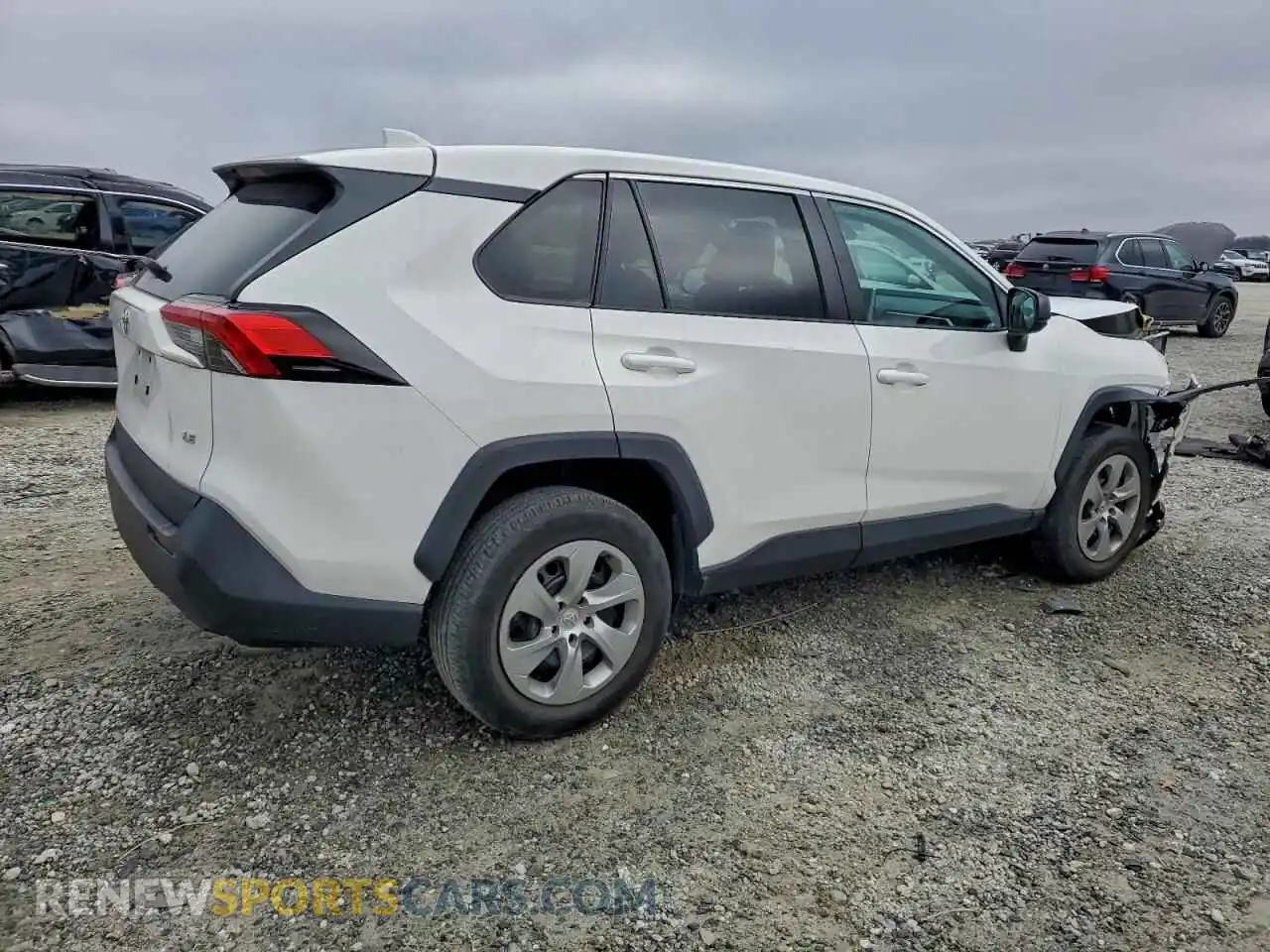 3 Photograph of a damaged car 2T3H1RFV5PC234052 TOYOTA RAV4 2023