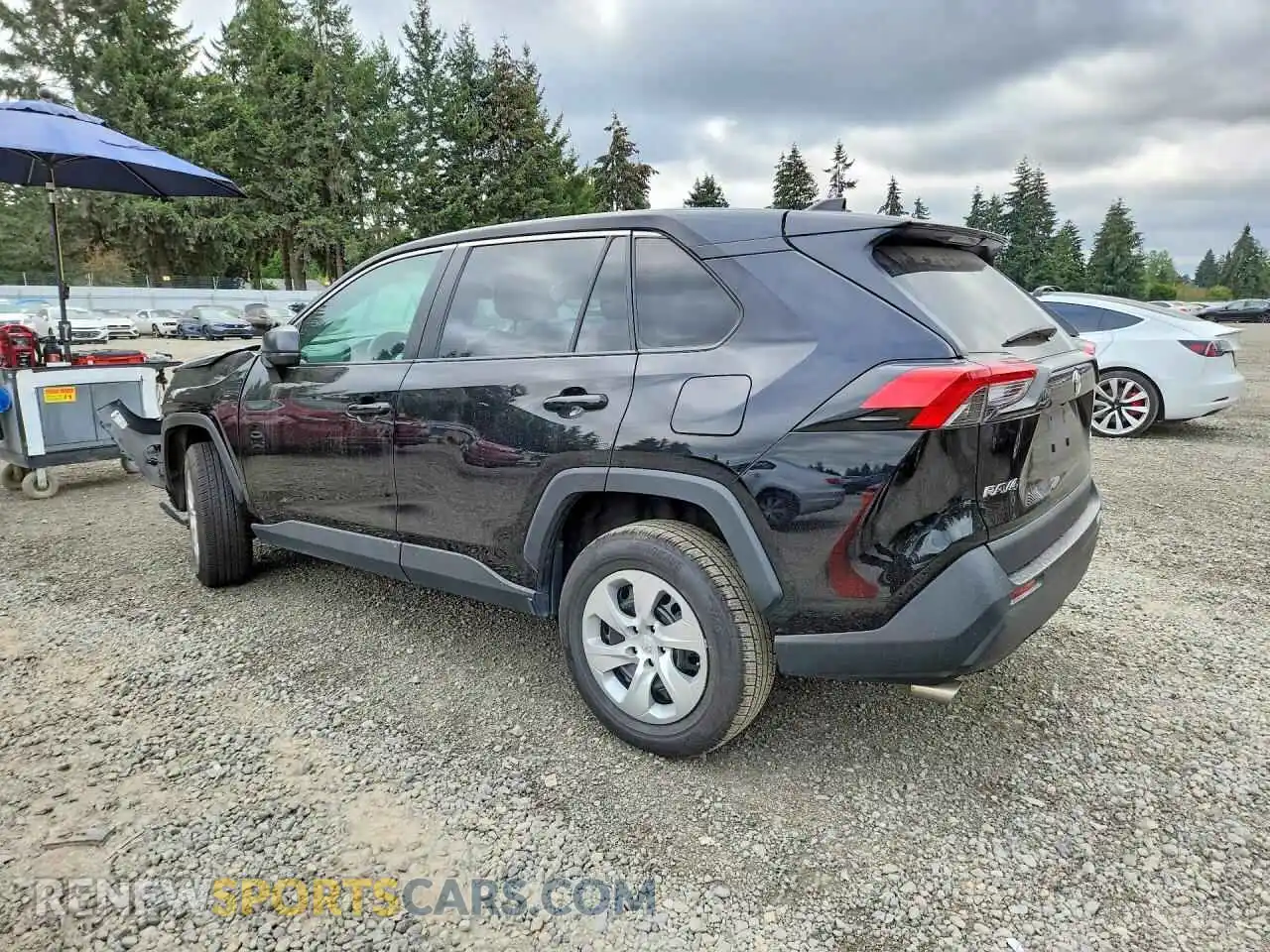 2 Photograph of a damaged car 2T3H1RFV7PC233677 TOYOTA RAV4 2023