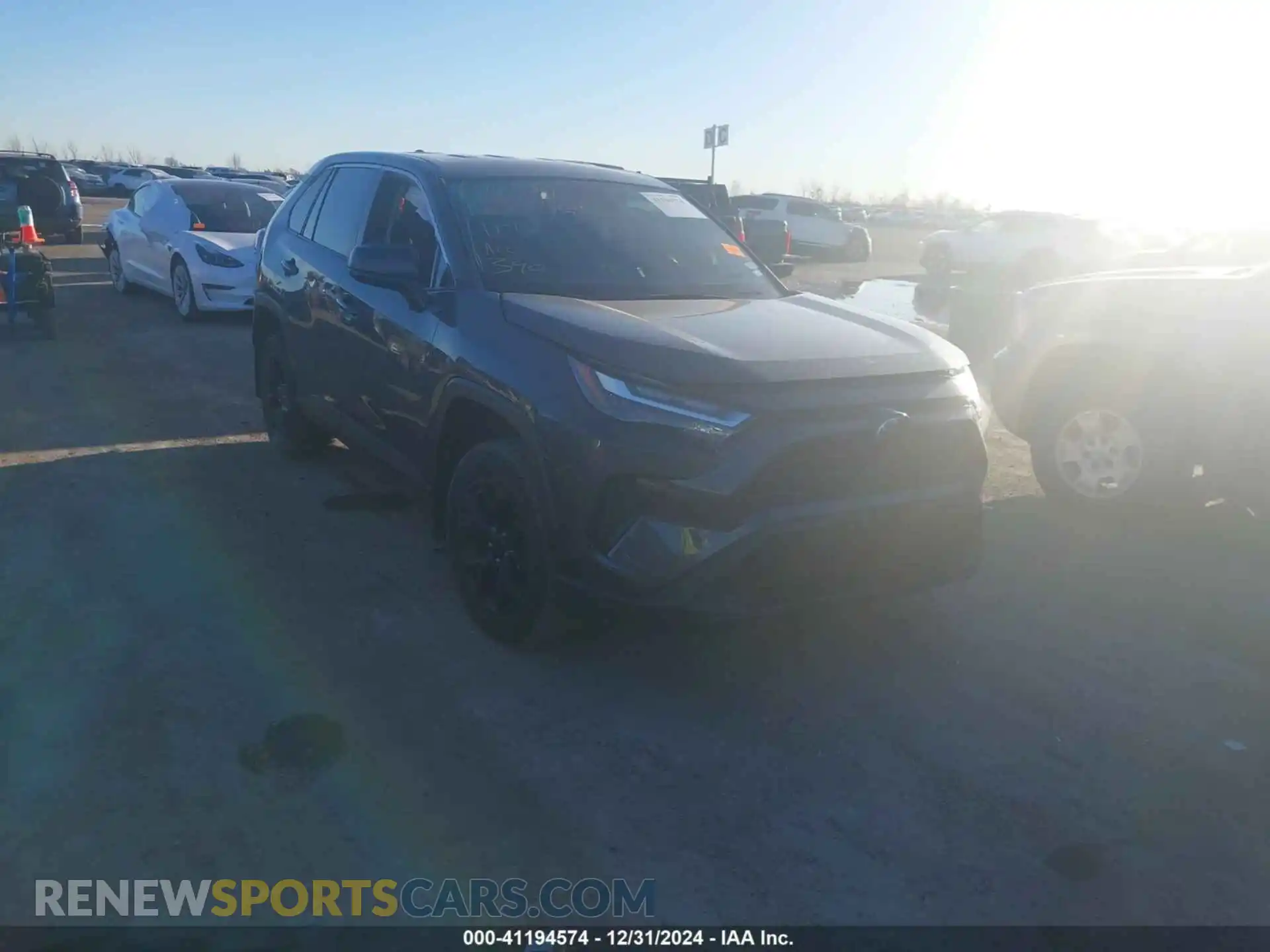 1 Photograph of a damaged car 2T3H1RFV7PW268119 TOYOTA RAV4 2023