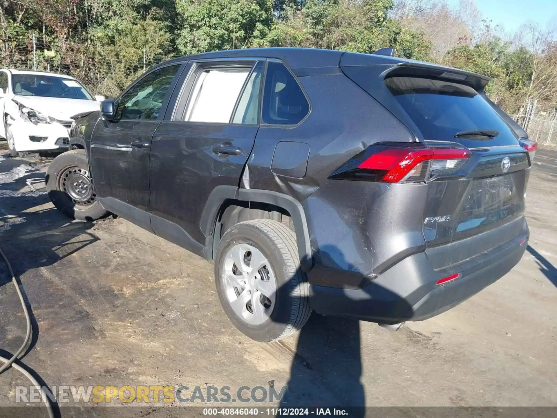 3 Photograph of a damaged car 2T3H1RFV8PC228794 TOYOTA RAV4 2023