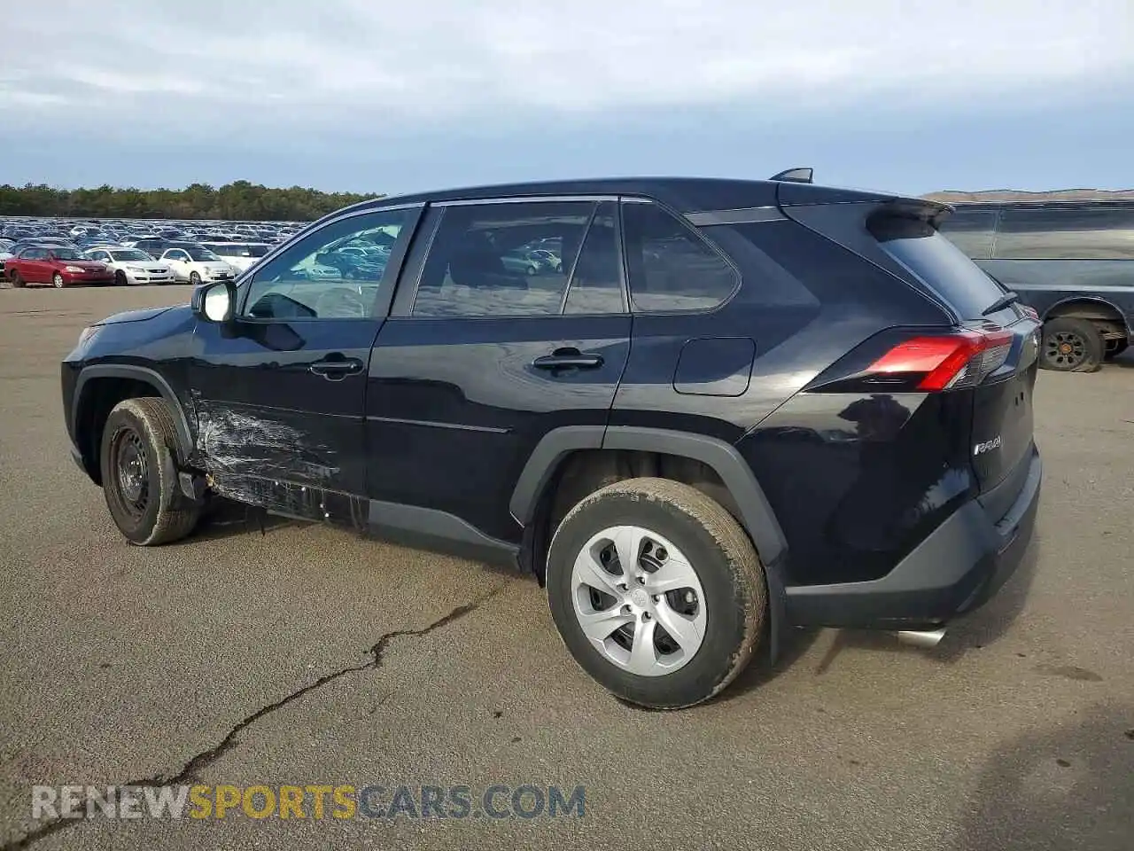 2 Photograph of a damaged car 2T3H1RFV8PC231694 TOYOTA RAV4 2023