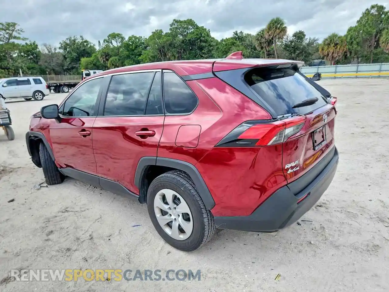2 Photograph of a damaged car 2T3H1RFV8PW248025 TOYOTA RAV4 2023