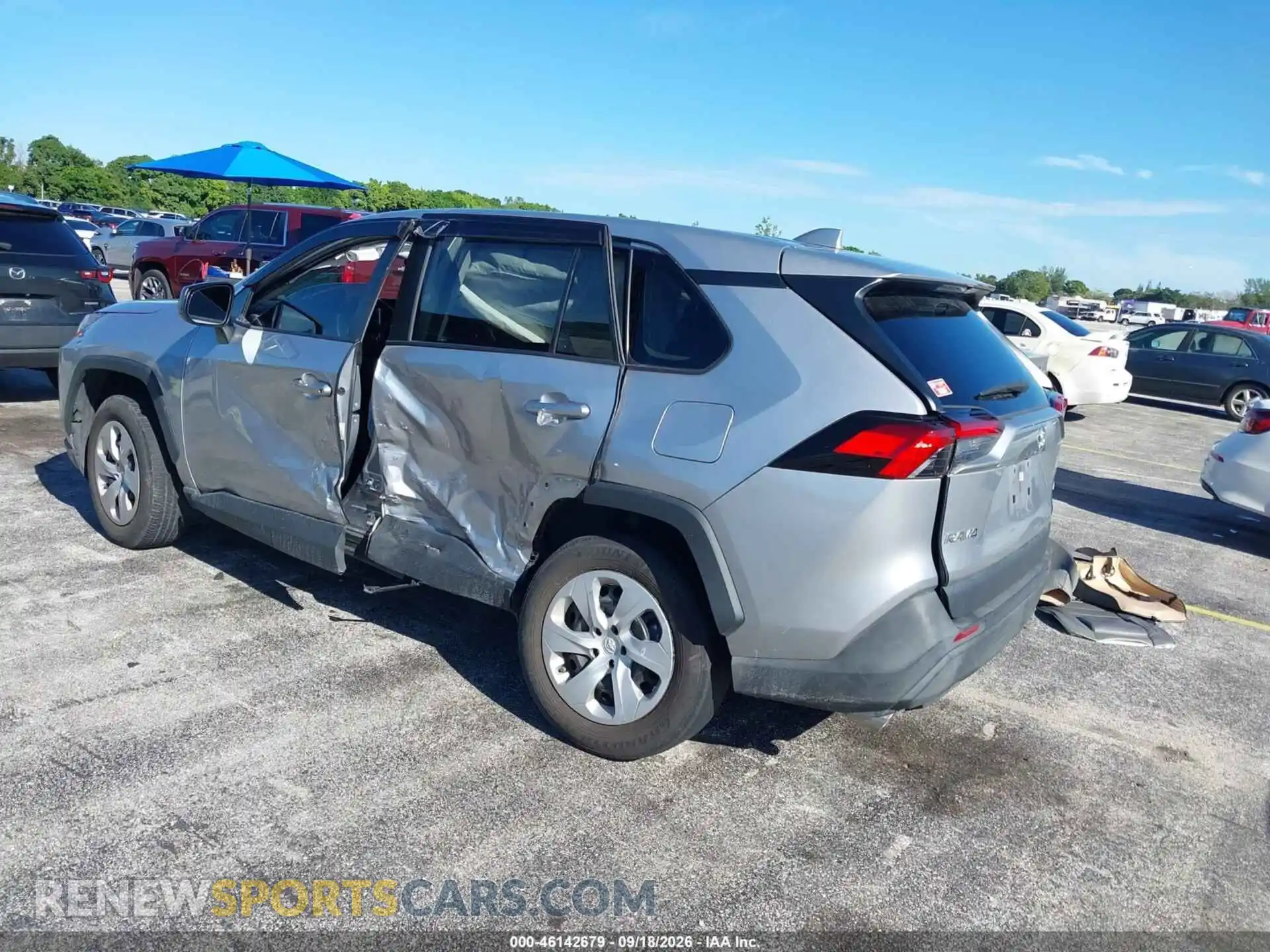 3 Фотография поврежденного автомобиля 2T3H1RFVXPC251476 TOYOTA RAV4 2023
