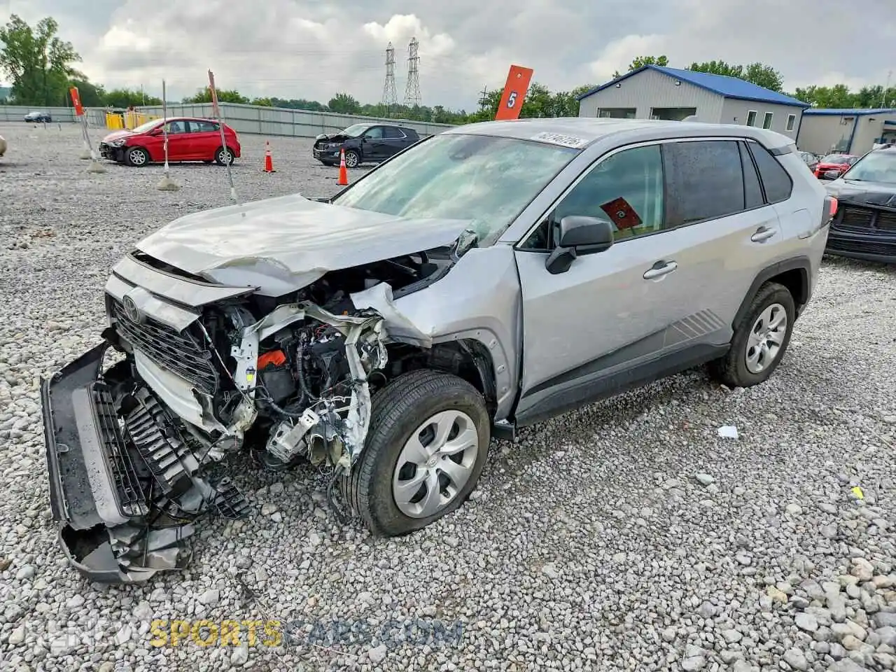 2 Photograph of a damaged car 2T3H1RFVXPW268681 TOYOTA RAV4 2023