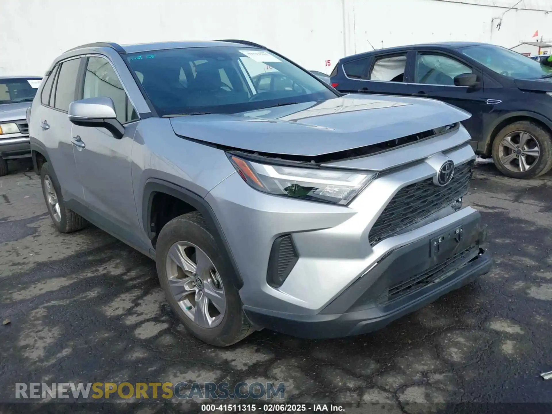 1 Photograph of a damaged car 2T3P1RFV0PC325161 TOYOTA RAV4 2023