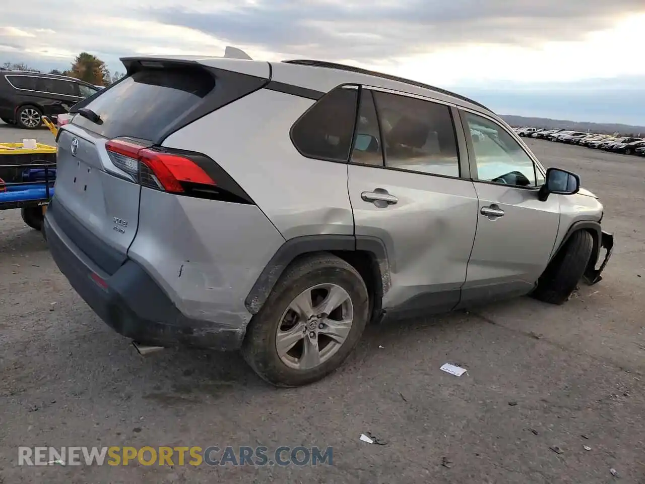 3 fotografías del automóvil dañado 2T3P1RFV1PW354585 TOYOTA RAV4 2023