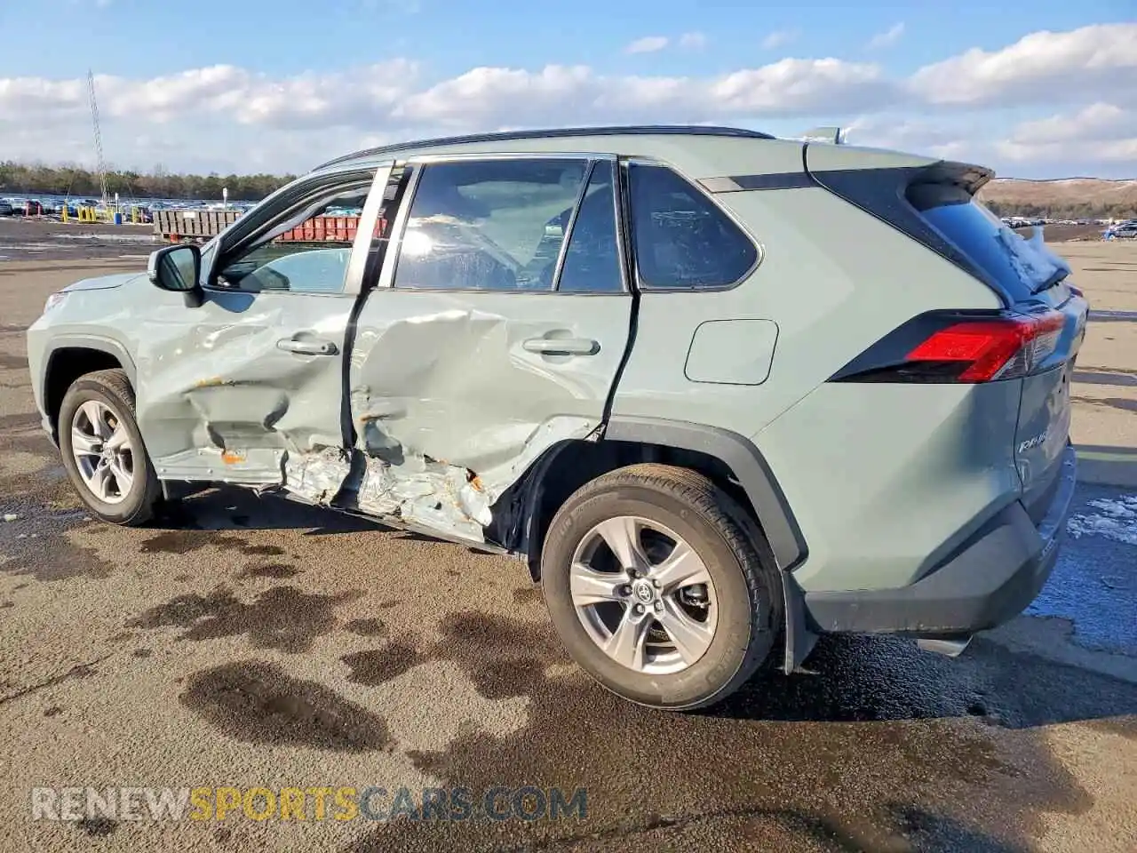 2 Photograph of a damaged car 2T3P1RFV1PW357860 TOYOTA RAV4 2023
