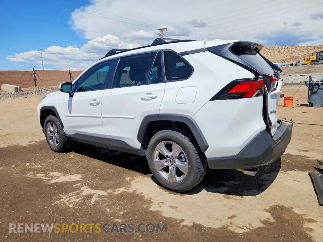 2 Photograph of a damaged car 2T3P1RFV2PC349803 TOYOTA RAV4 2023