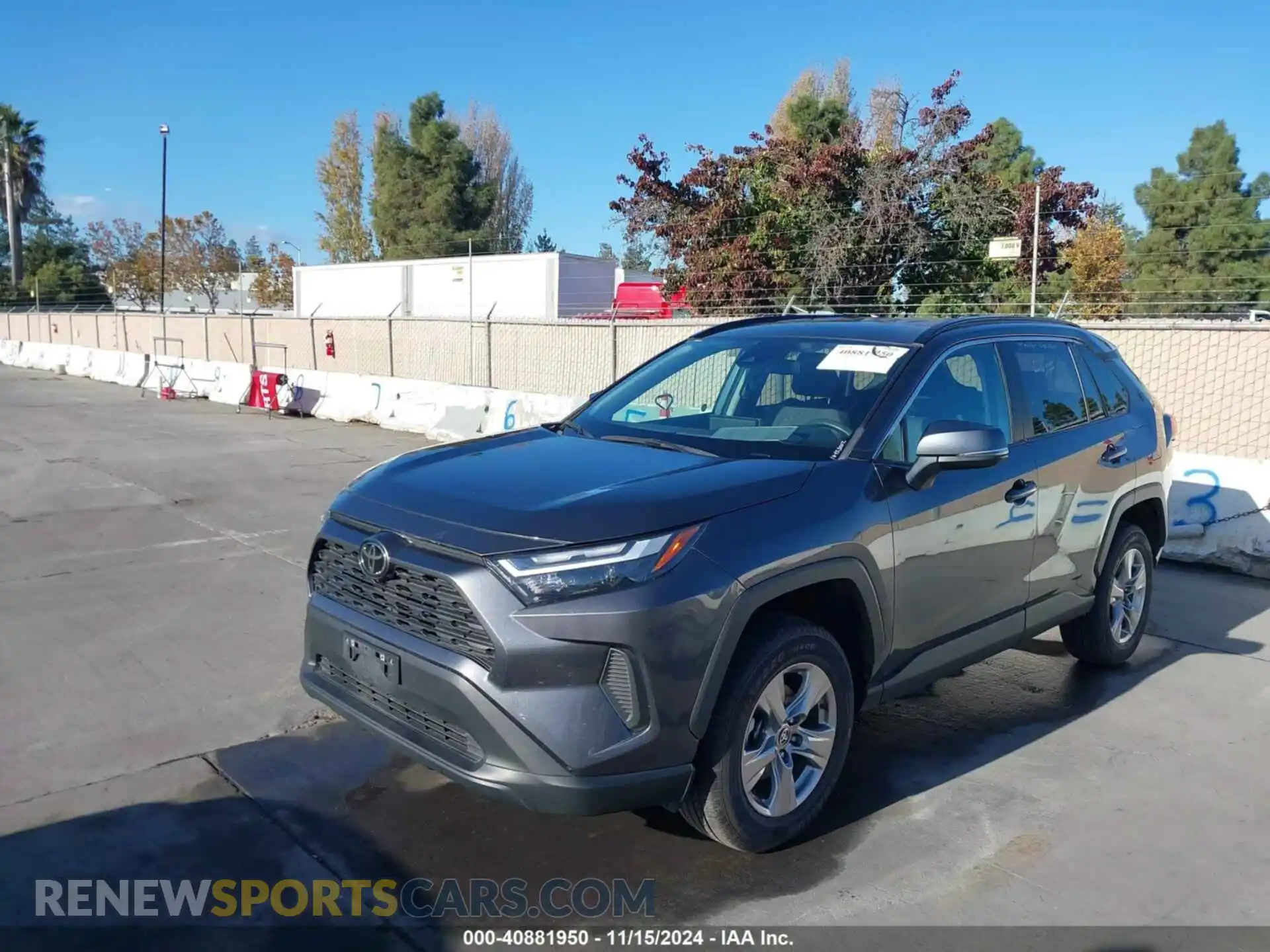 2 Photograph of a damaged car 2T3P1RFV2PC352278 TOYOTA RAV4 2023