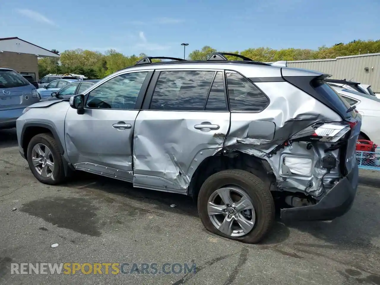 2 Photograph of a damaged car 2T3P1RFV2PW353185 TOYOTA RAV4 2023